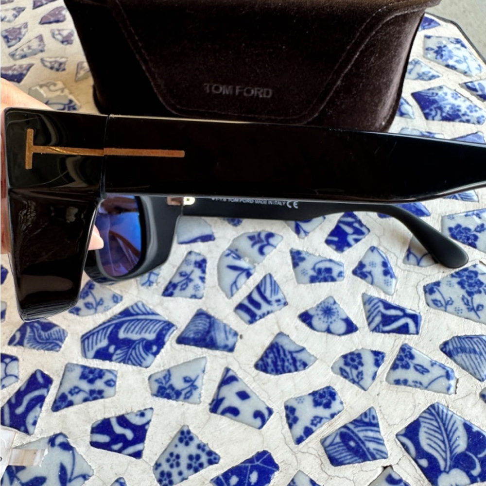 Tom ford sunglass - Picture 3 of 3